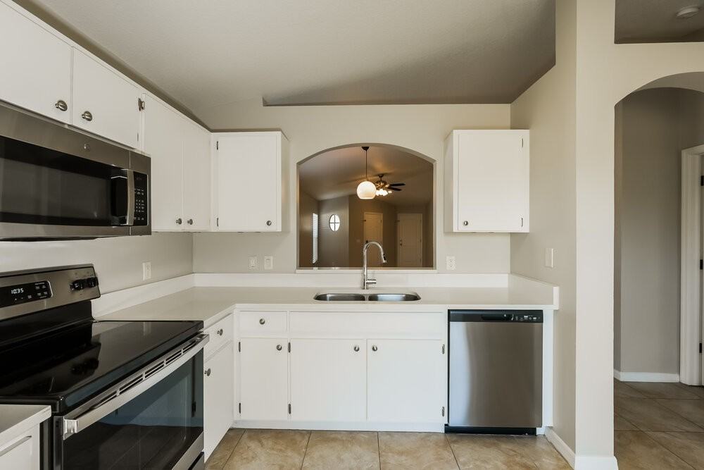 18036 Birdwater Dr - Photo 7 of 16