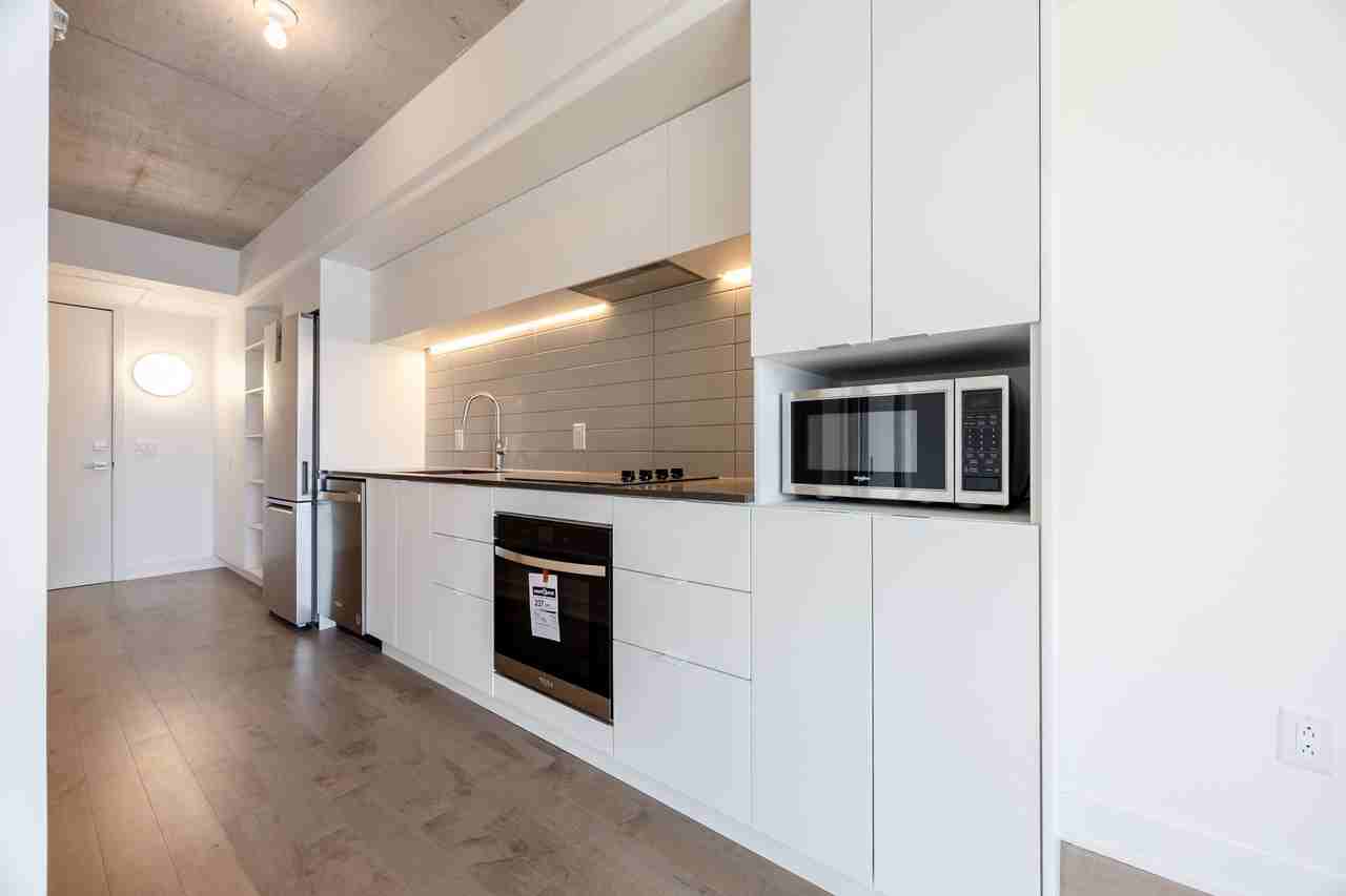 1220 Boulevard René-Lévesque Est #303 - Photo 2 of 25