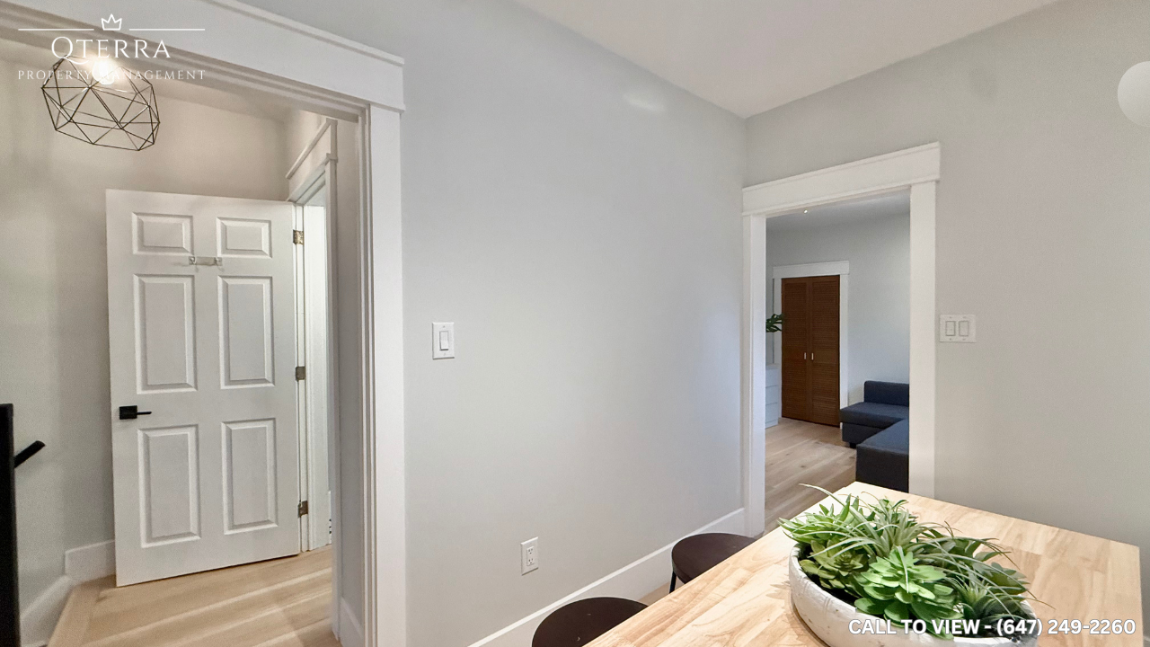 251 Silverthorn Avenue - Photo 5 of 10