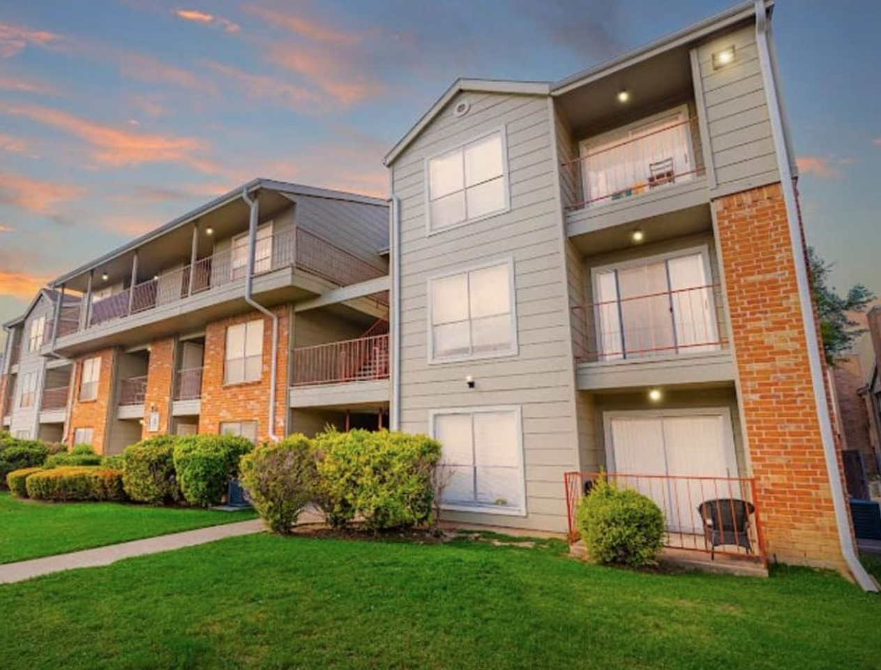 Lookout Ridge Apartments - Photo 3 of 15