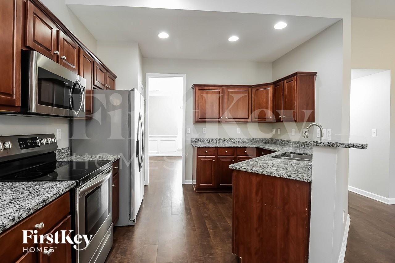 6937 Cascade Dream Ct - Photo 6 of 19