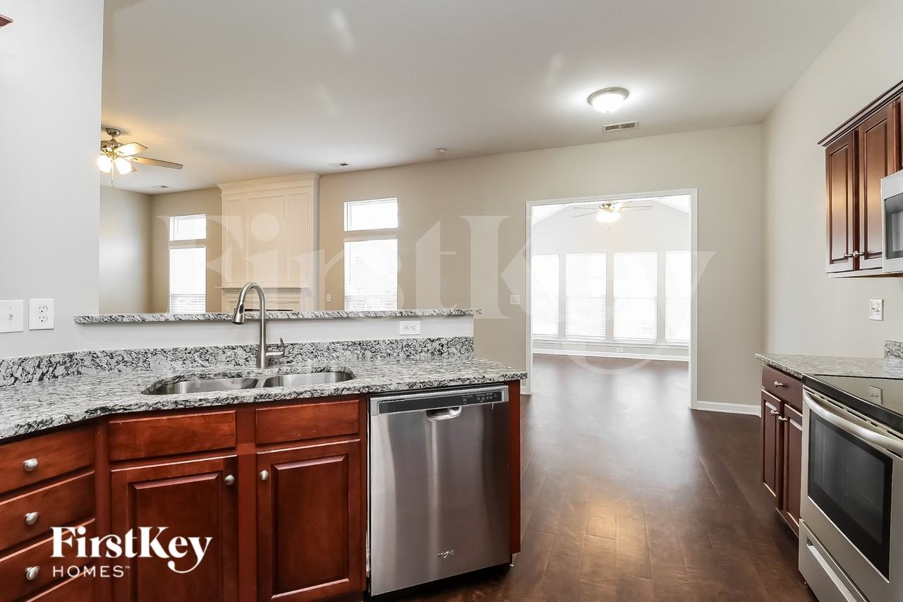 6937 Cascade Dream Ct - Photo 7 of 19