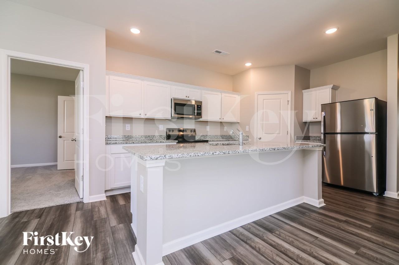 101 North Keatts Winner Court - Photo 4 of 16