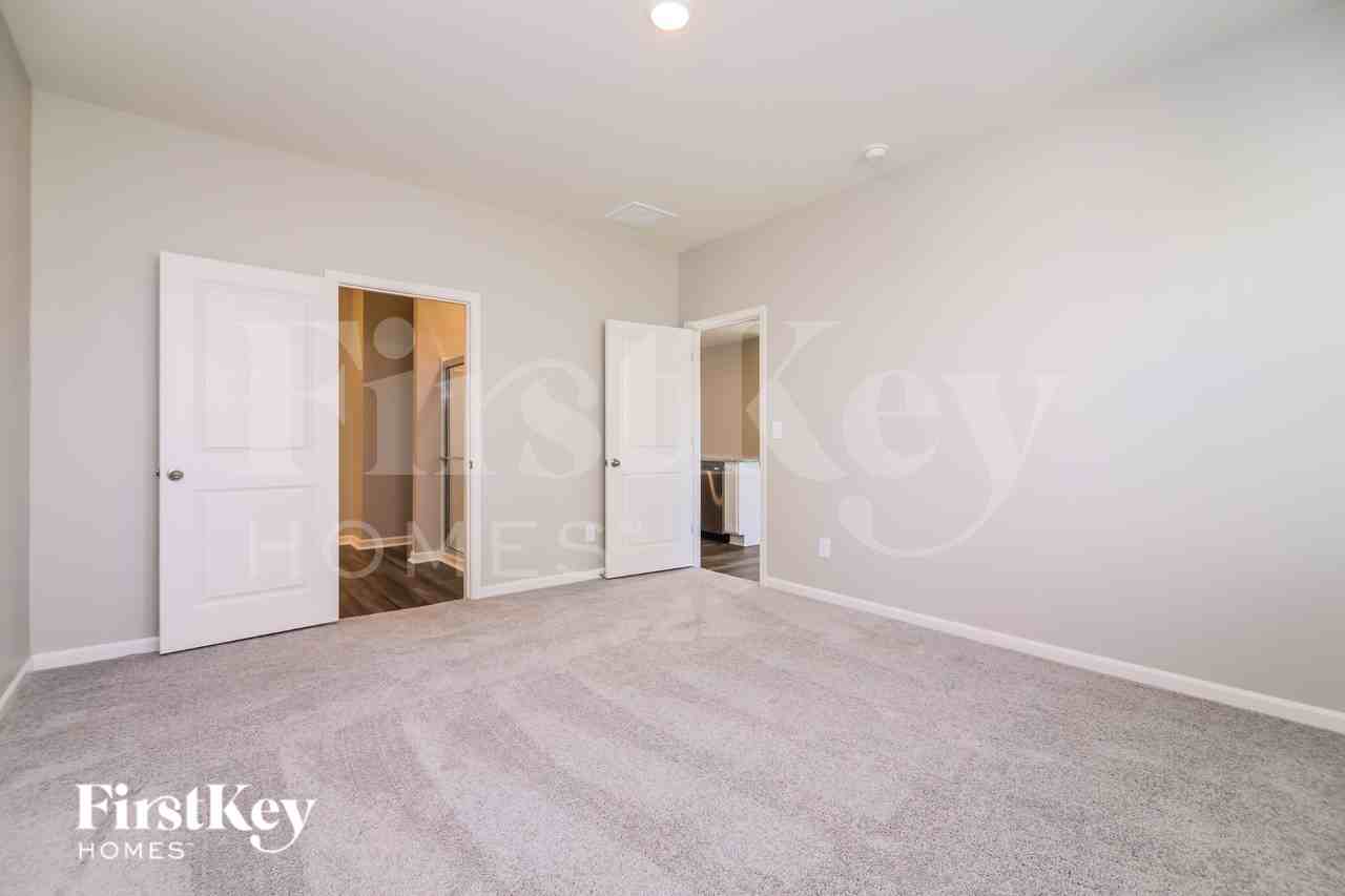 101 North Keatts Winner Court - Photo 6 of 16