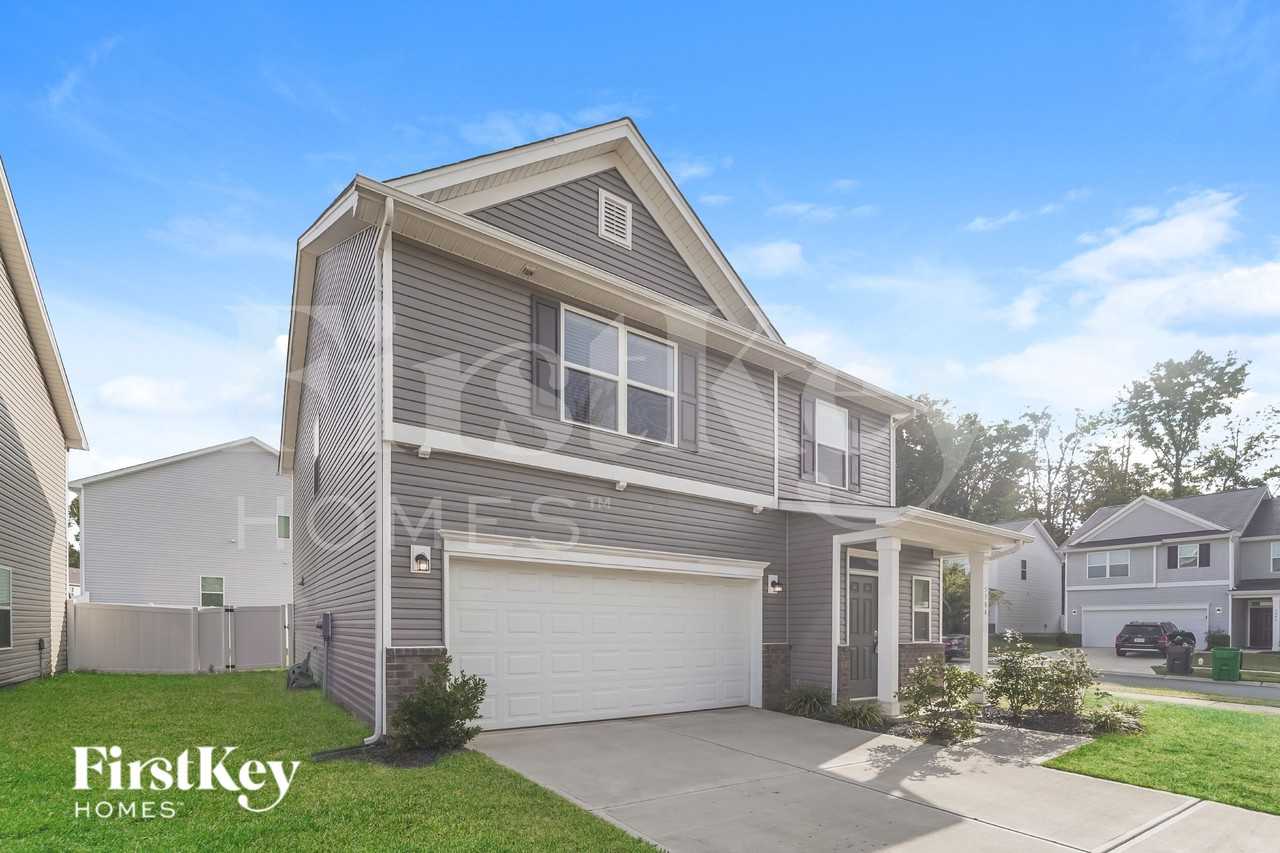 5304 Cobblestone Glen Drive - Photo 2 of 16