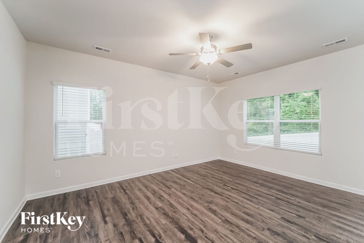 5607 Cobblestone Glen Dr - Photo 3 of 16