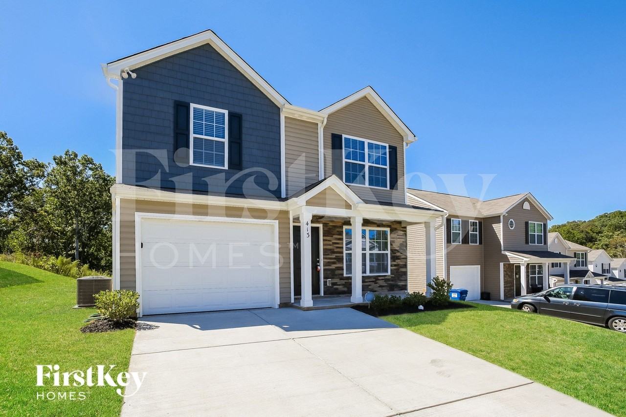 413 Bennington Dr - Photo 2 of 15