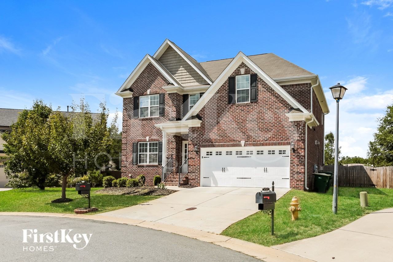 1795 Havenbrook Ct - Photo 2 of 15