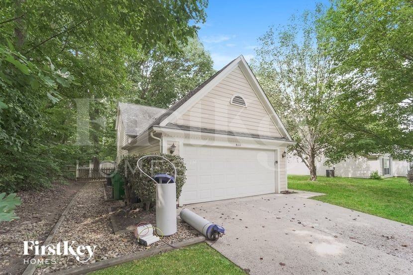 8111 Martindale Ln - Photo 2 of 15