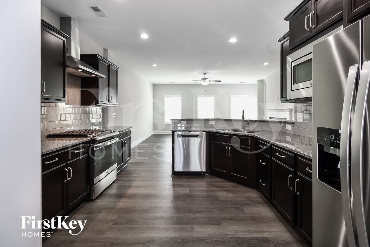 4641 Skyview Trl - Photo 5 of 15