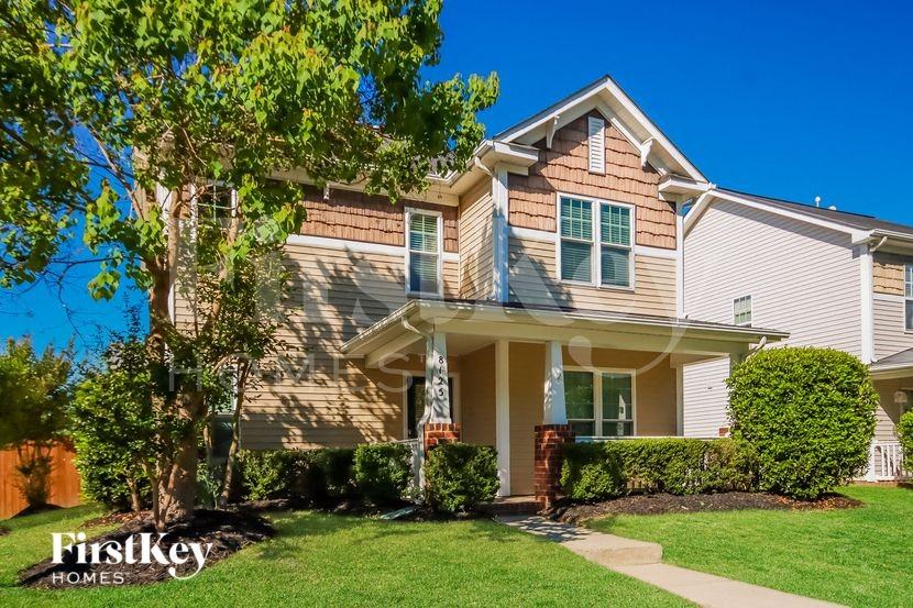 8125 Rolling Meadows Ln - Photo 2 of 15