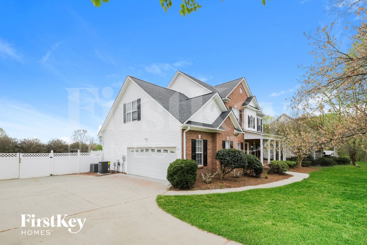 109 Old March Rd - Photo 2 of 15