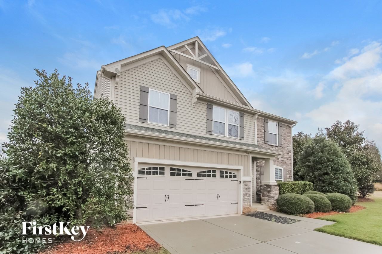 11719 Allen A Brown Rd - Photo 3 of 15