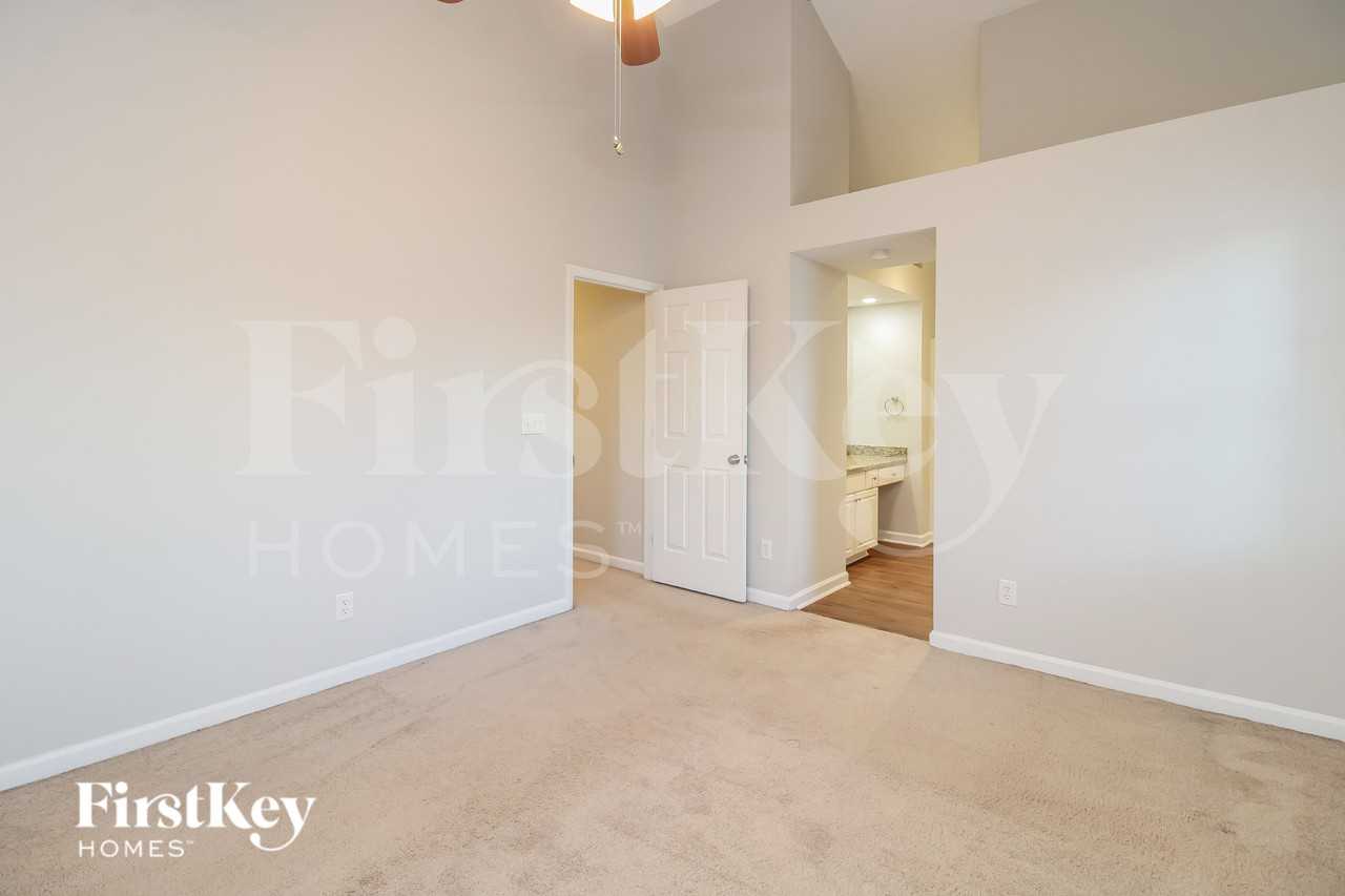 1608 Ballard Ct - Photo 7 of 15