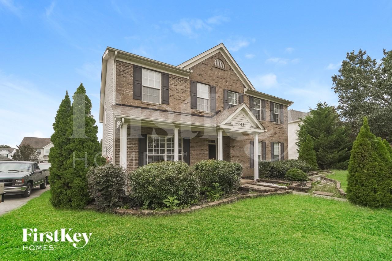 5525 Rogers Road - Photo 2 of 16