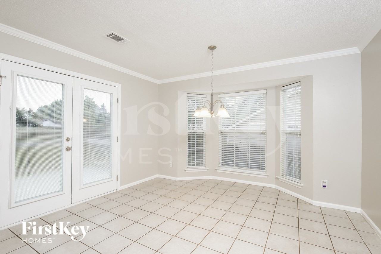 4604 Cherrywood Dr - Photo 4 of 15