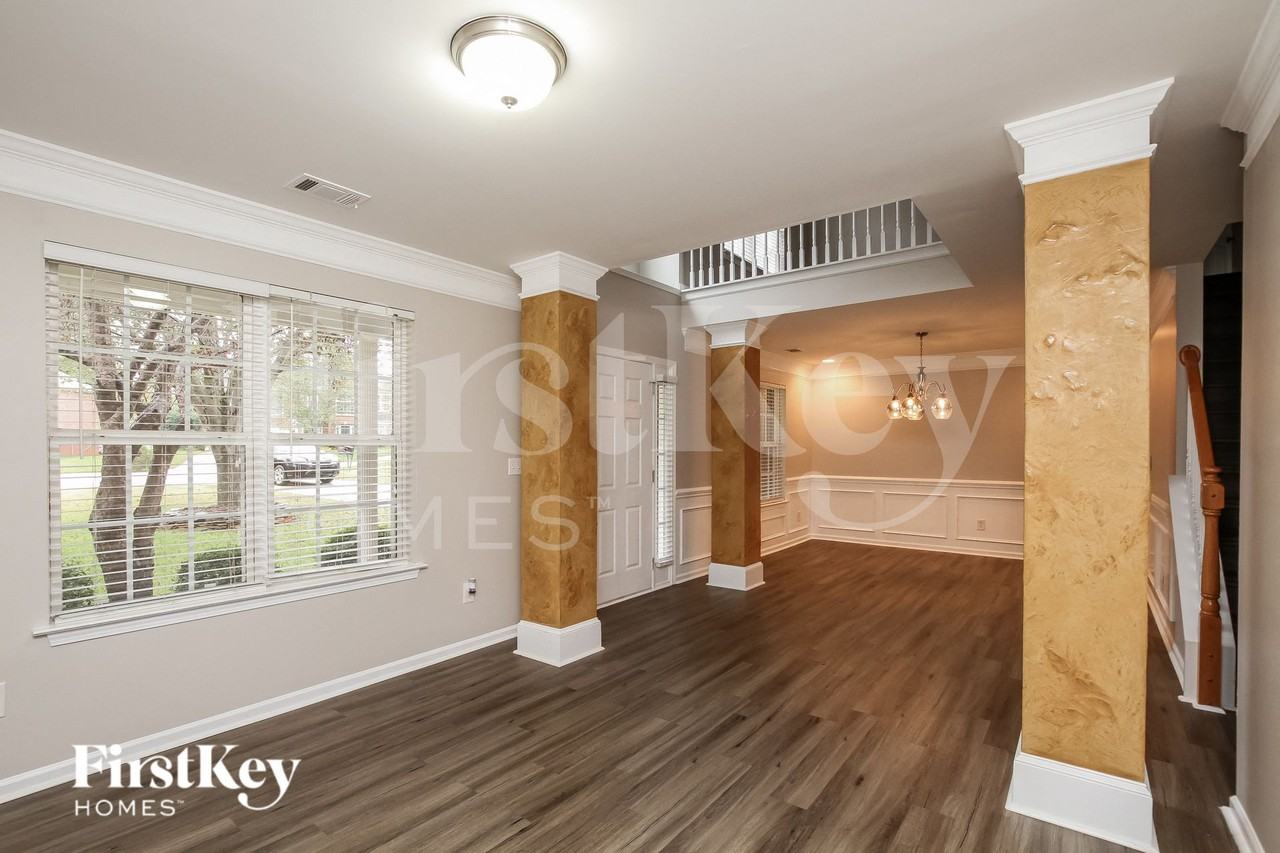 4215 Greenfield Cir Nw - Photo 7 of 15