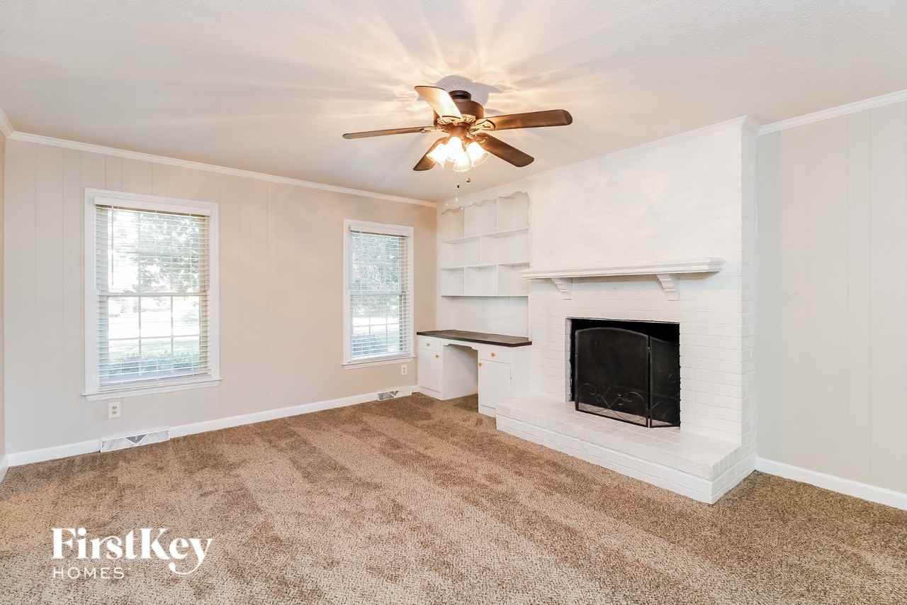 401 Oneil Court - Photo 2 of 15