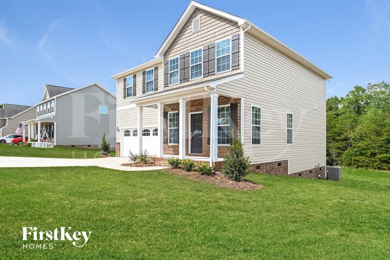6315 Bluffton Ln - Photo 2 of 15