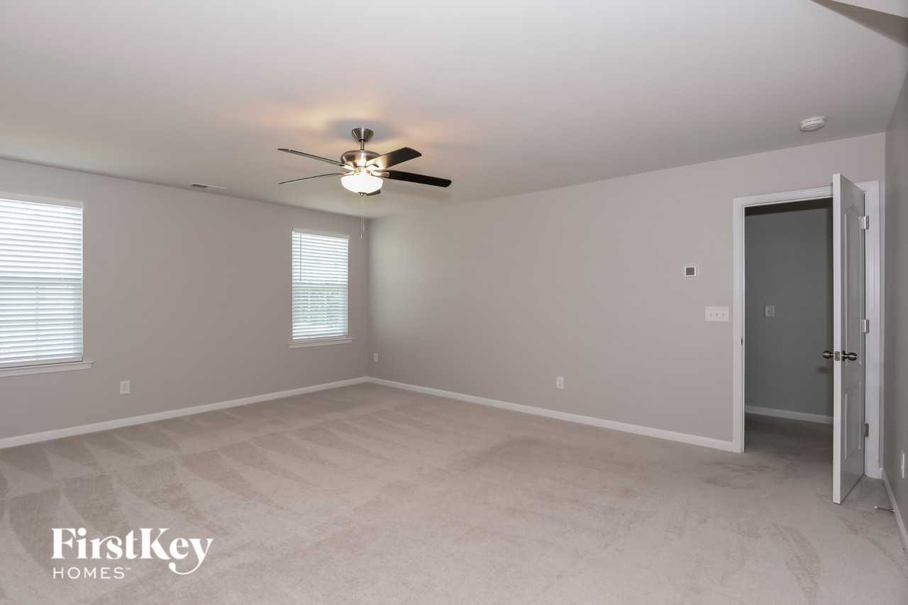 16021 Pela Croix Drive - Photo 7 of 15