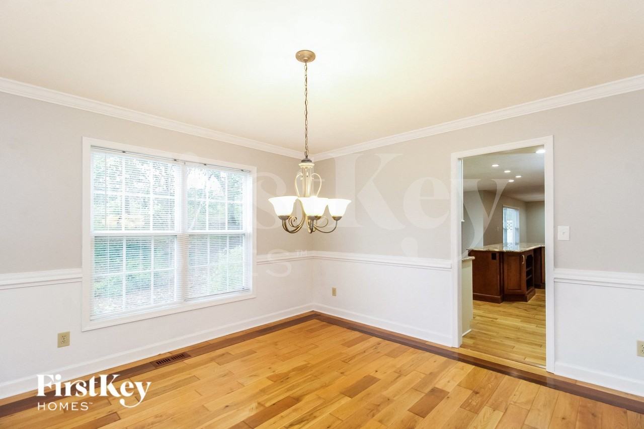 3315 Quaker Run Dr - Photo 3 of 15