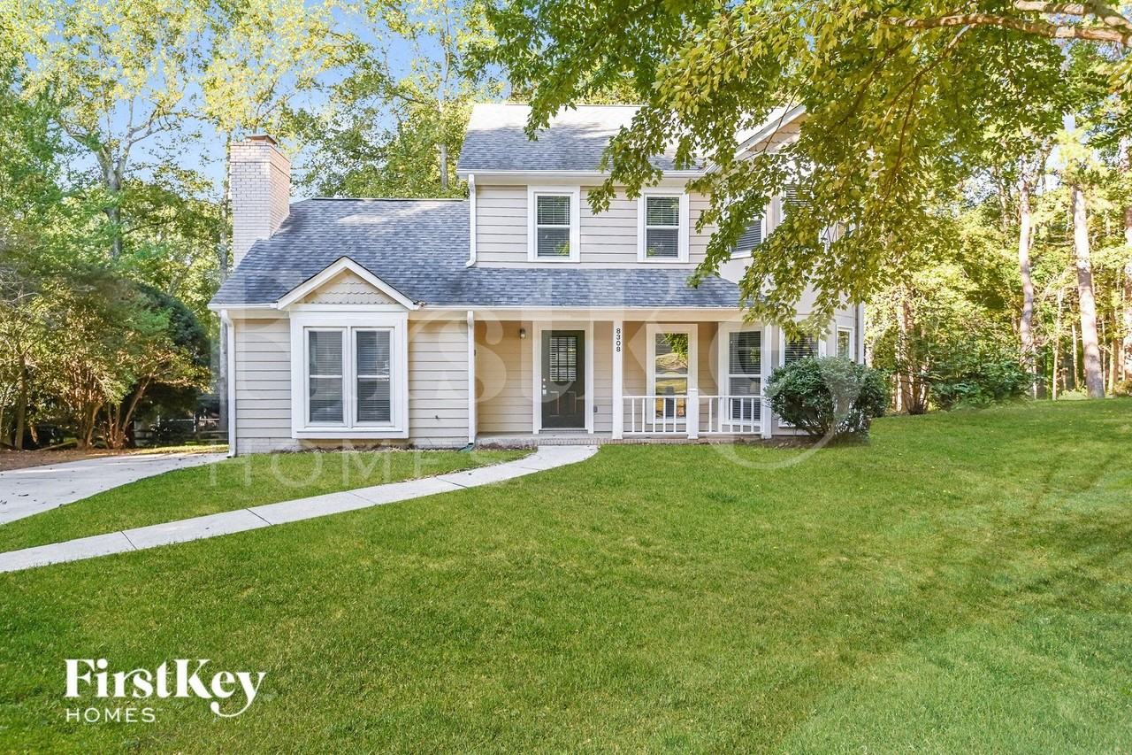 8308 Lacewood Pl - Photo 2 of 15