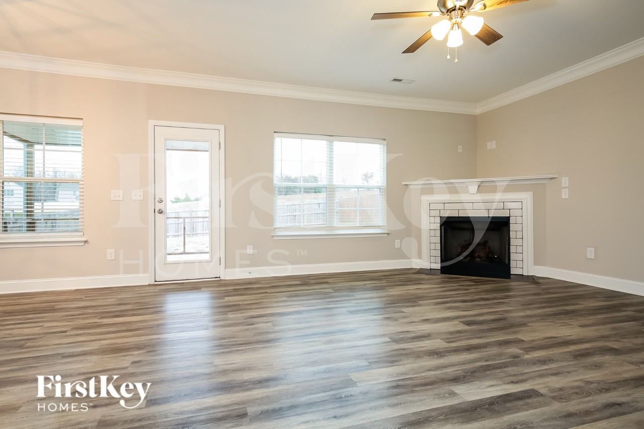 5390 Holbein Gate Drive - Photo 3 of 15