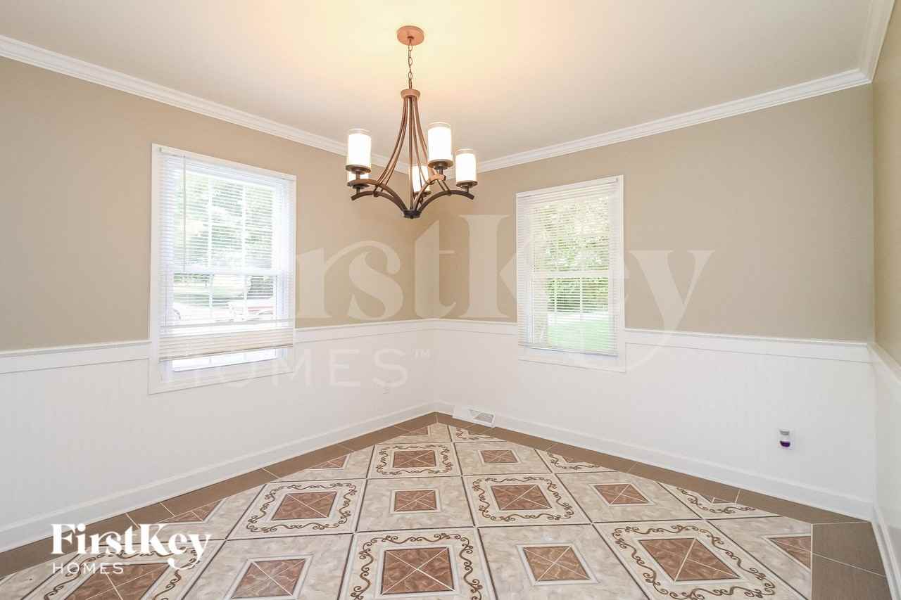 6101 Bobbybrook Dr - Photo 5 of 15