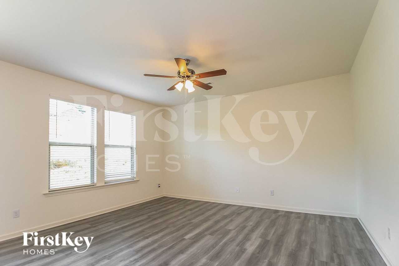 5704 Beaver Pond Court - Photo 3 of 15