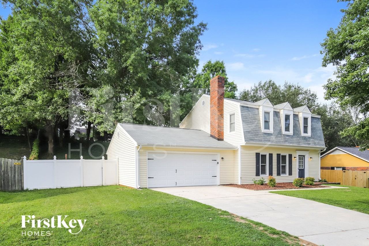 3224 Timberwolf Ave - Photo 2 of 15