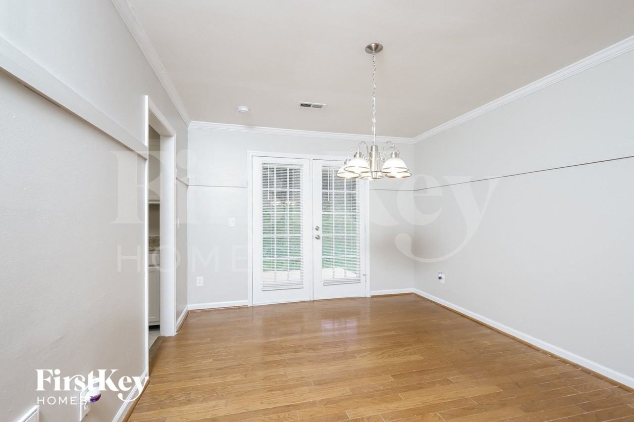 3224 Timberwolf Ave - Photo 5 of 15