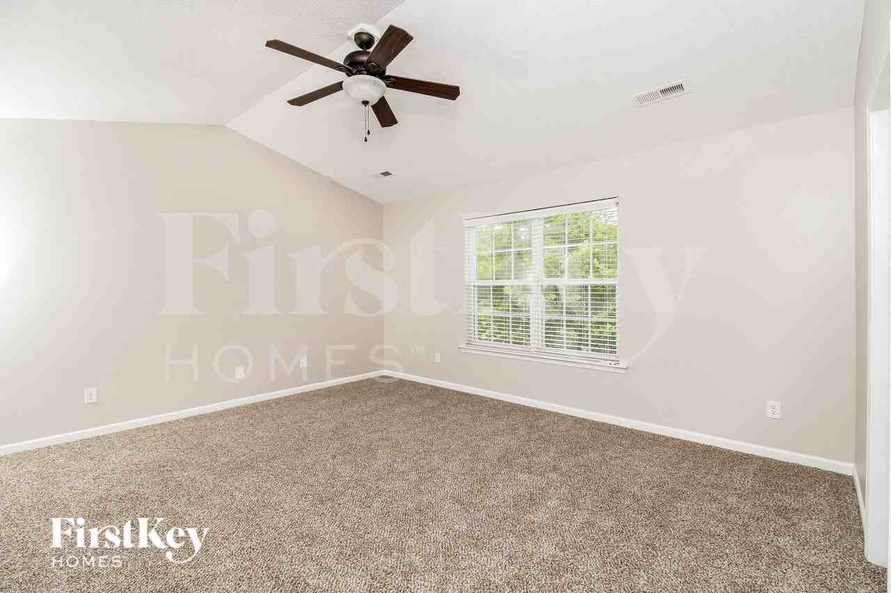 6161 Glen Way Dr - Photo 7 of 15