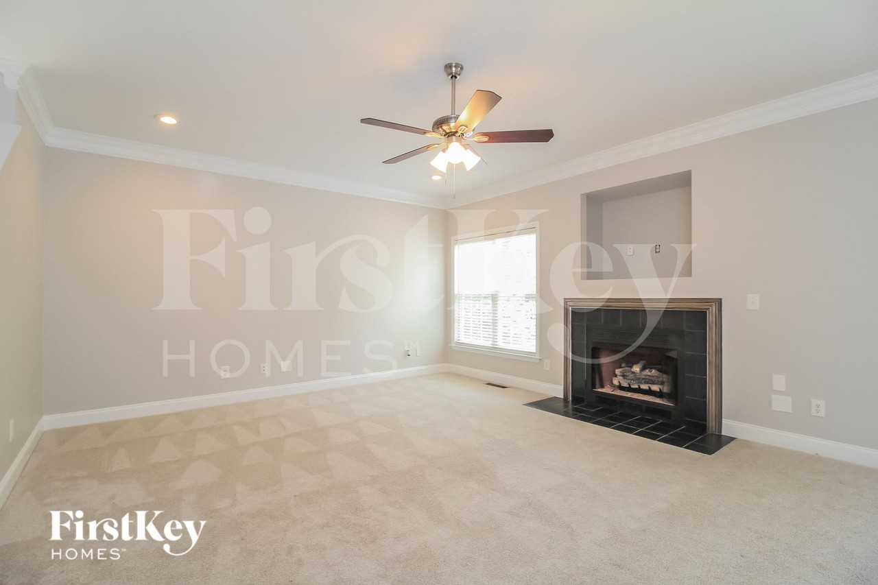 3946 Poindexter Avenue - Photo 3 of 15