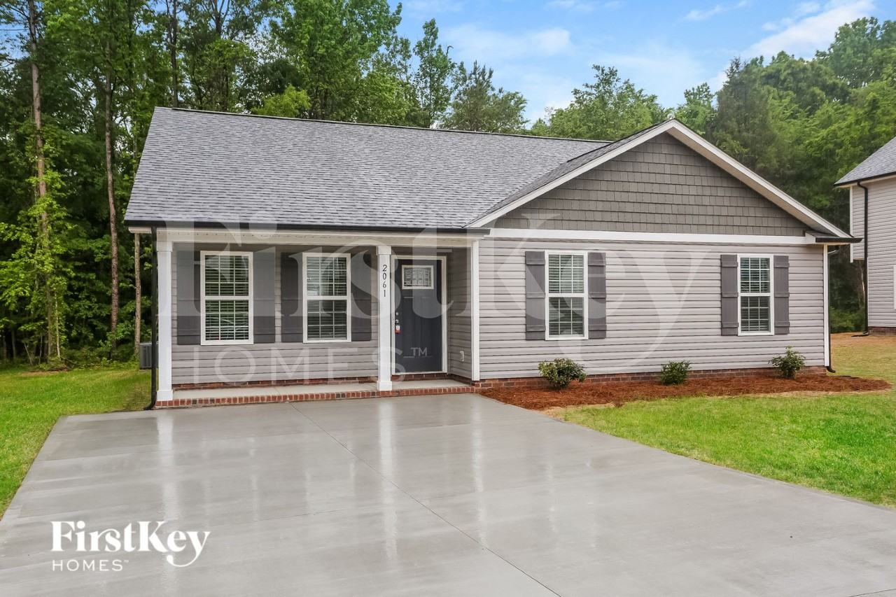 2061 Samantha Drive - Photo 2 of 15