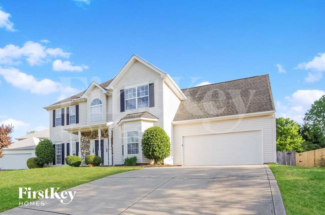 105 Mark Twain Ct - Photo 2 of 15