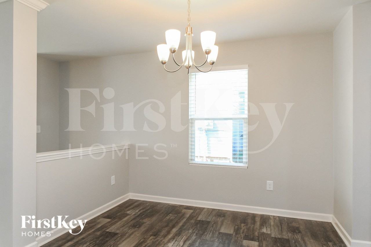 335 Inlet Place Dr - Photo 5 of 15