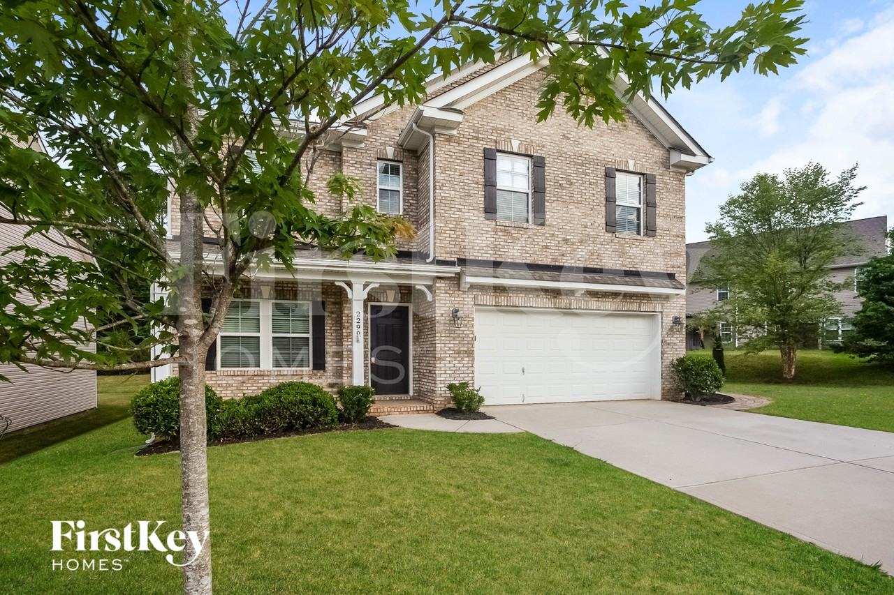 2299 Isaac St - Photo 3 of 18