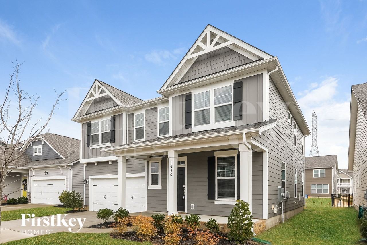 1026 Mendenhall St - Photo 2 of 15