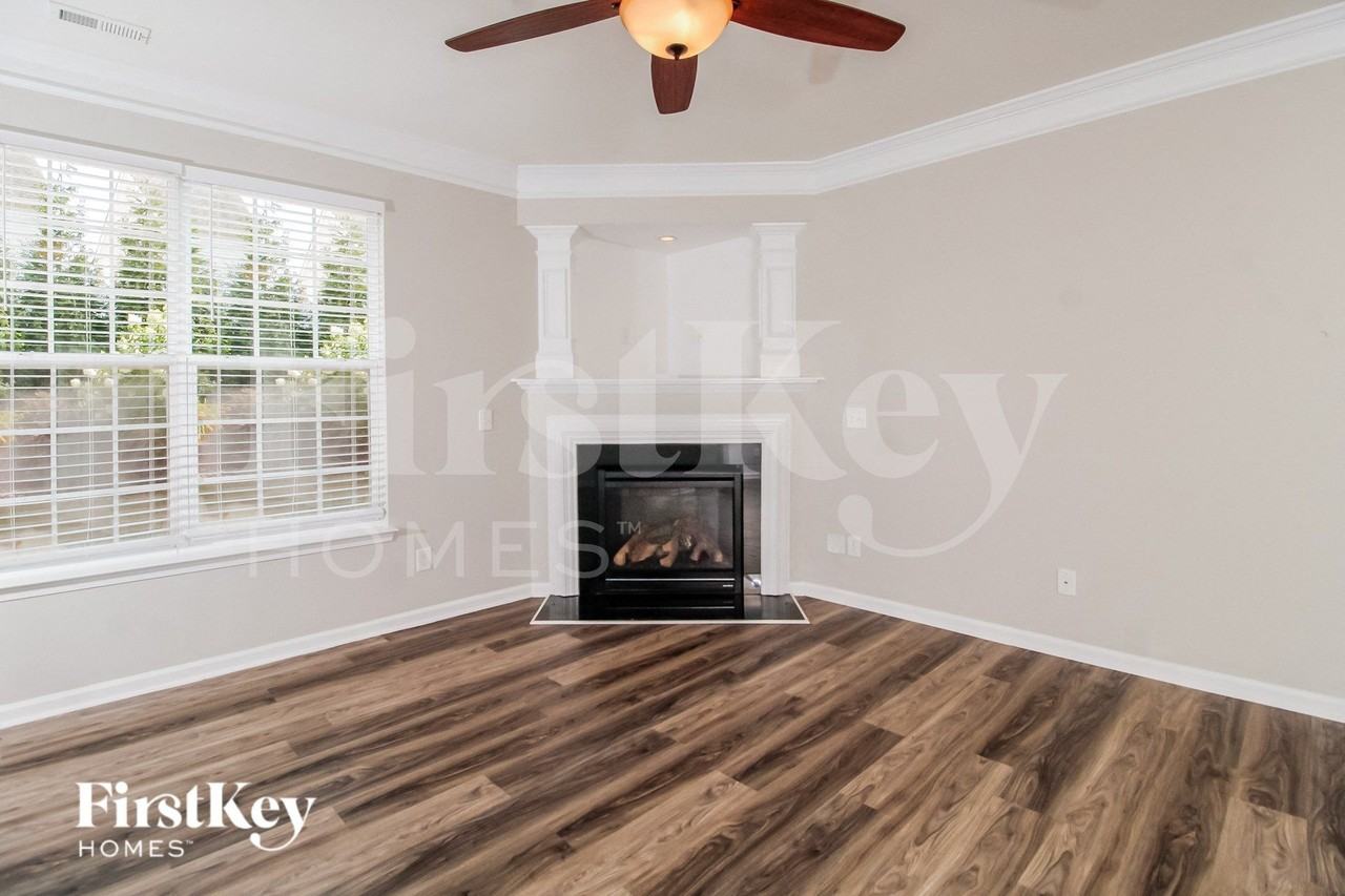 749 Spinning Wheel Pt - Photo 3 of 15