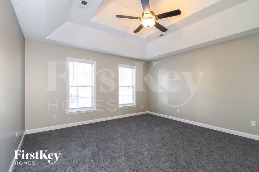 7755 Abington Dr - Photo 7 of 15