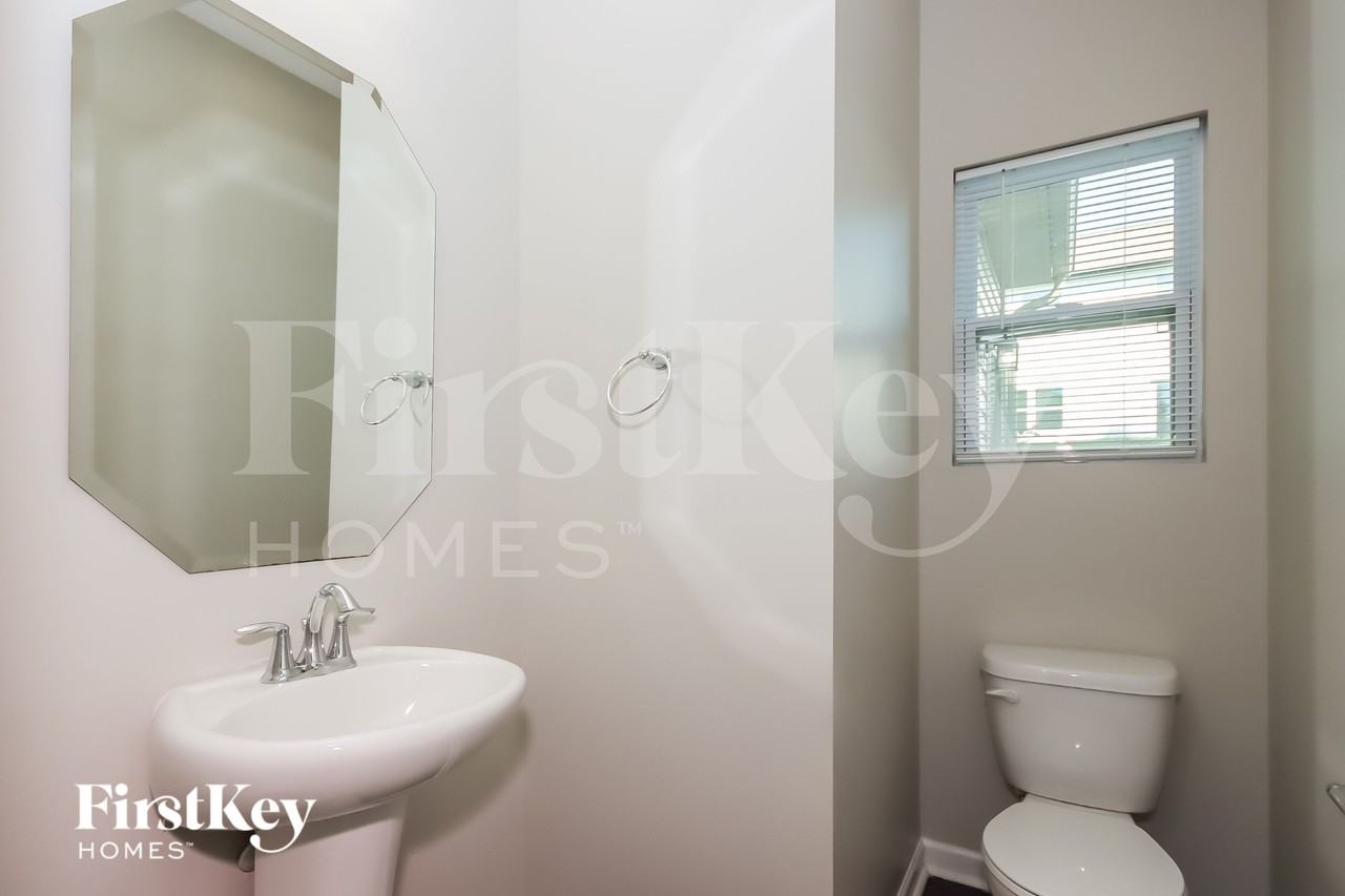 905 Little Dog Ln - Photo 7 of 15