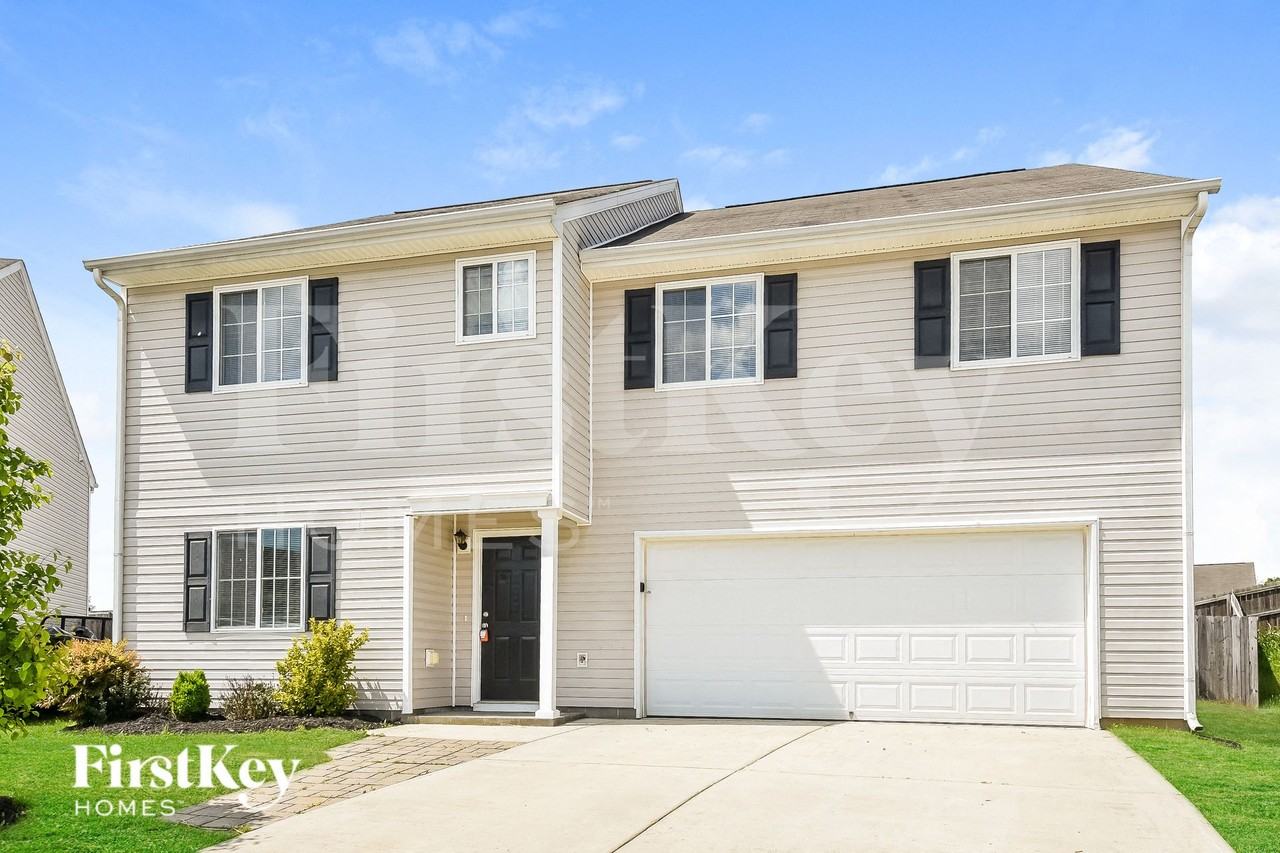 800 Stockport Way - Photo 2 of 15