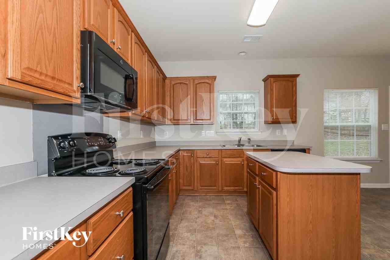 3012 Early Rise Ave - Photo 5 of 15