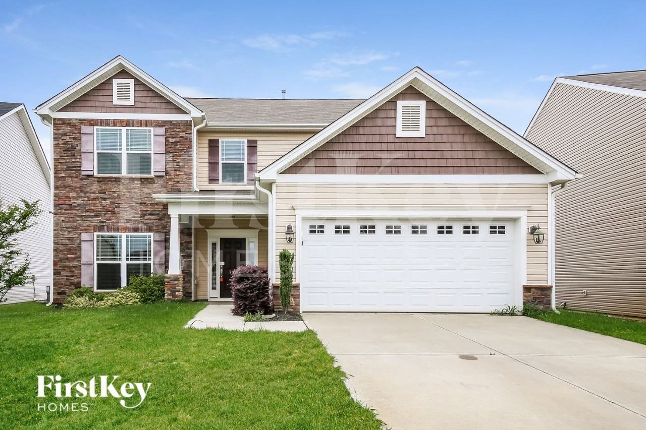 732 Breeders Cup Drive - Photo 2 of 15