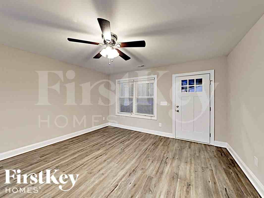 5775 Sumter Avenue - Photo 3 of 17