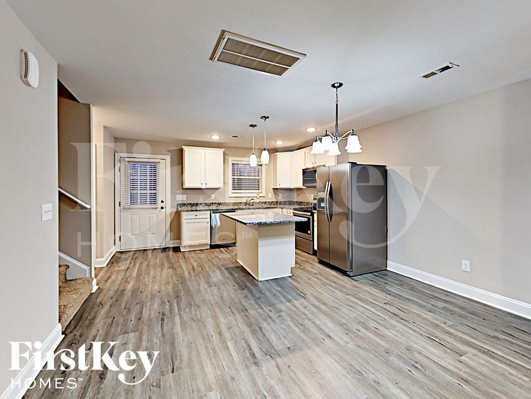 5775 Sumter Avenue - Photo 6 of 17