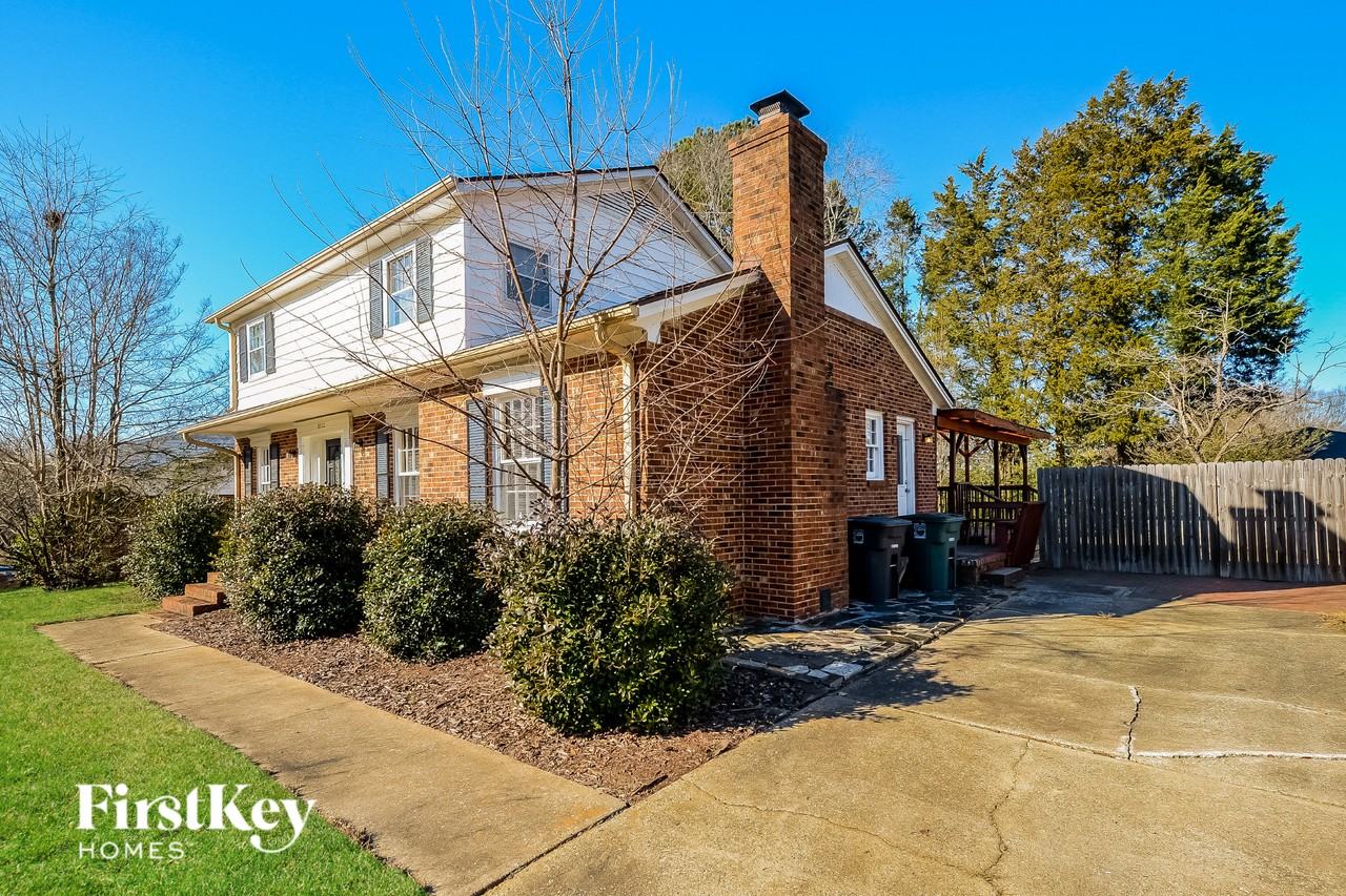 5302 Broadmoor Place - Photo 2 of 15