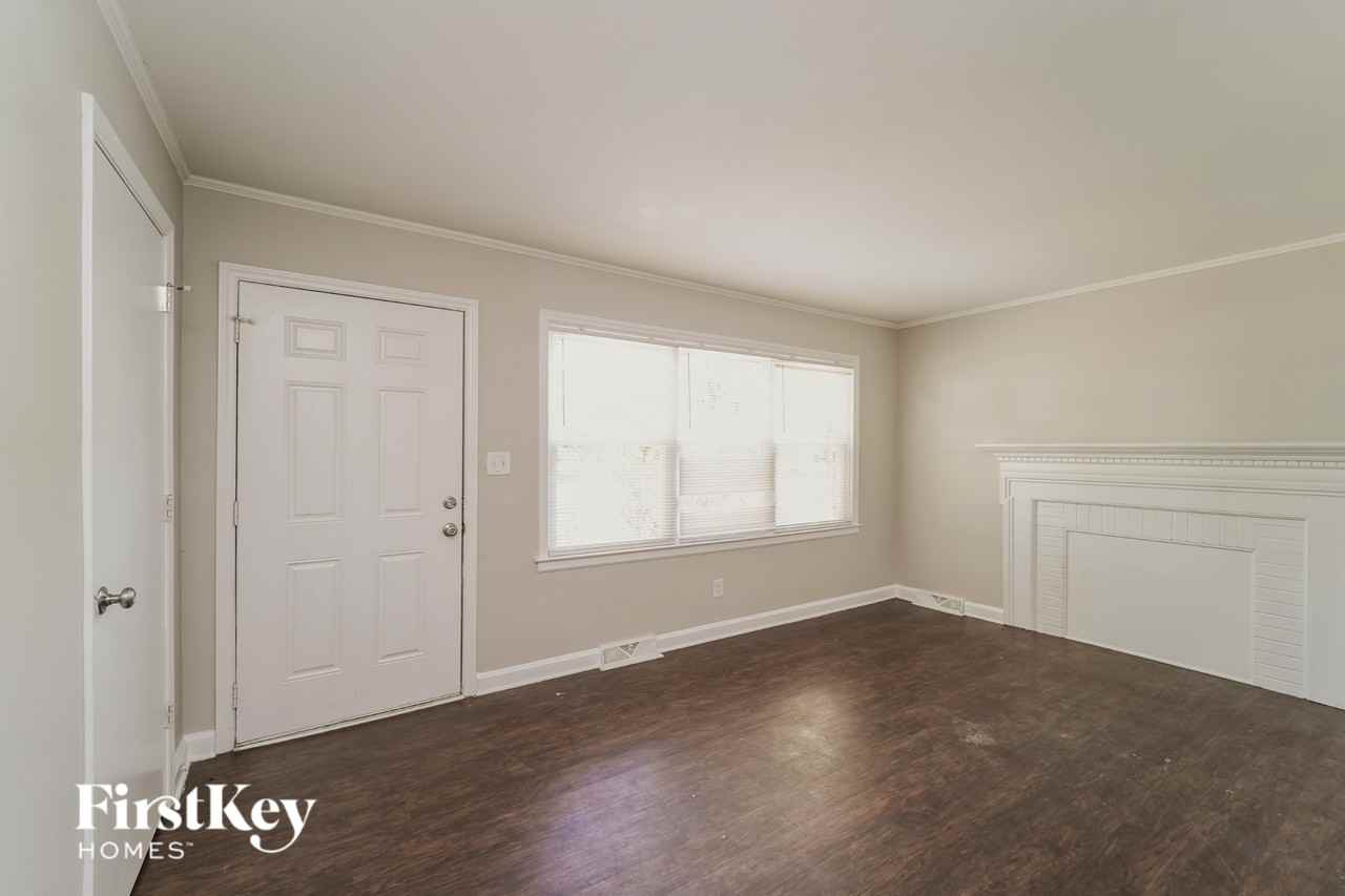 4721 Morgan St - Photo 3 of 16