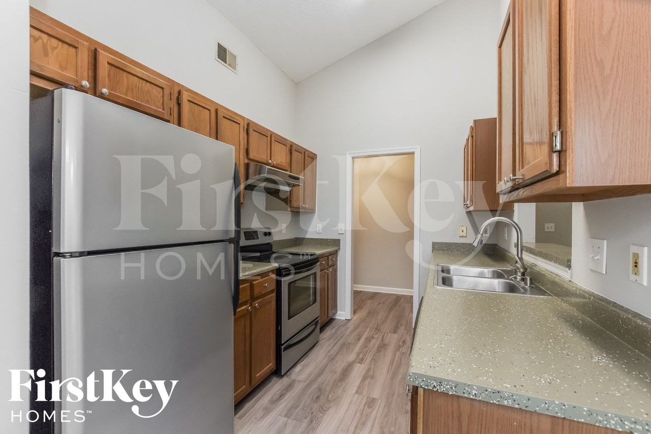 3321 Argyle Ln - Photo 7 of 15