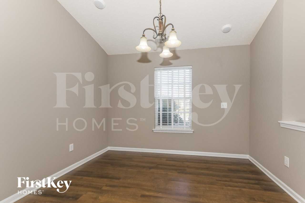 3304 Arbor Pointe Drive - Photo 6 of 15